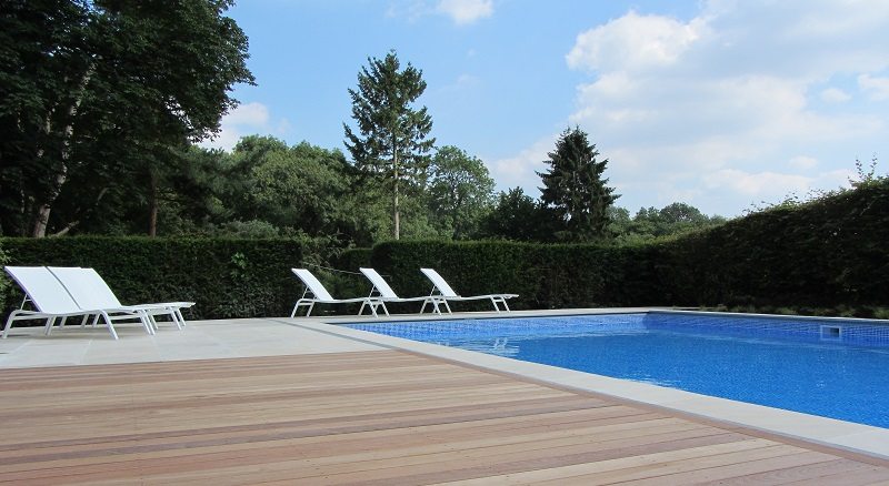 Swimming Pool Garden Design
