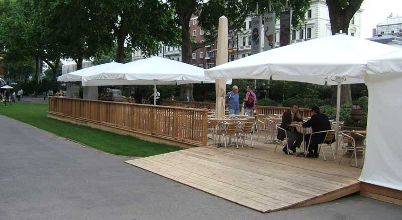 Natural History Museum - Deck Installation