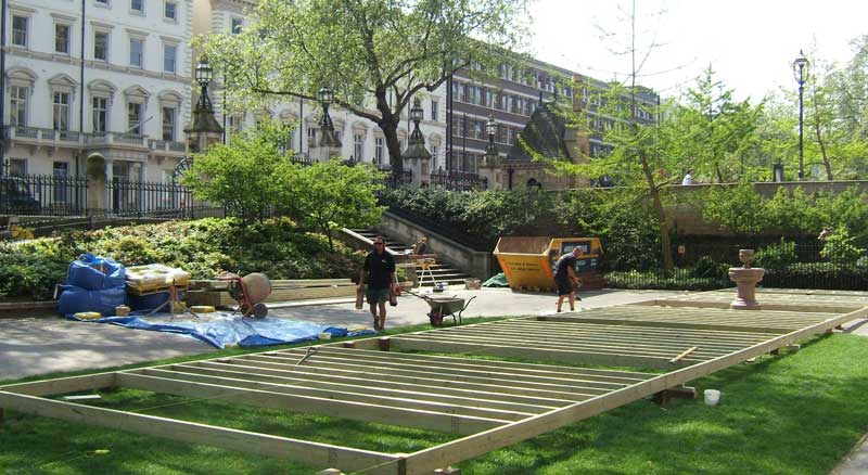 Natural History Museum - Deck Installation