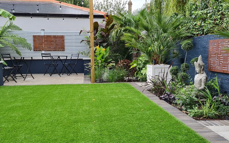 Courtyard Garden W5