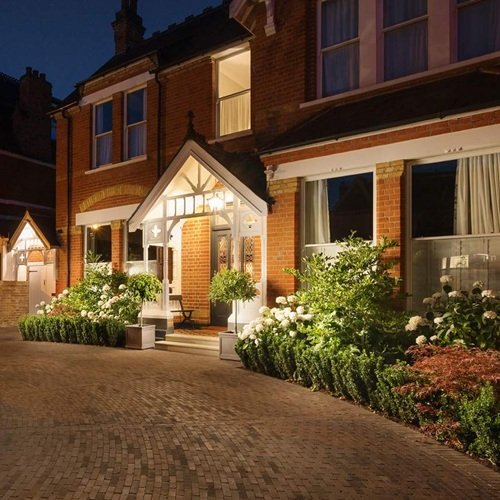 Hamilton Road Kiwi Gardens London